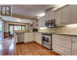 31 GLENRIDGE CRESCENT - 12