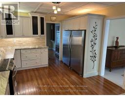 31 GLENRIDGE CRESCENT - 13