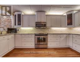 31 GLENRIDGE CRESCENT - 14