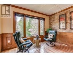 31 GLENRIDGE CRESCENT - 16