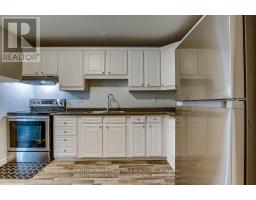 122 ANDOVER DRIVE - 15