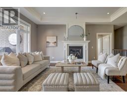 696 BENNETT CRESCENT - 20