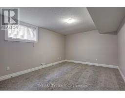 696 BENNETT CRESCENT - 34