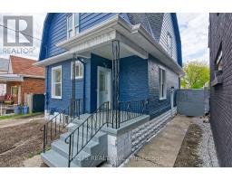 272 VIDAL STREET S - 3
