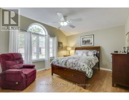 45 - 1077 HAMILTON ROAD - 16