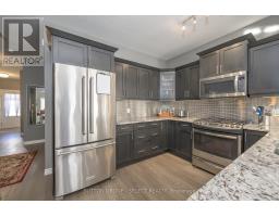 91 - 1924 CEDARHOLLOW BOULEVARD - 11