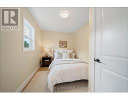 124 EMERY STREET W - 17