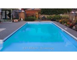 96 LANGFORD DRIVE - 32