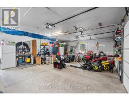 96 LANGFORD DRIVE - 43