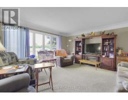 103 BROCK STREET E - 17