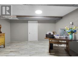 103 BROCK STREET E - 41