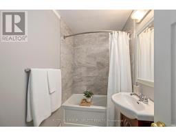 15 MARLA CRESCENT - 19