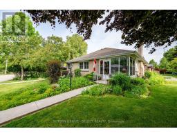 15 MARLA CRESCENT - 4