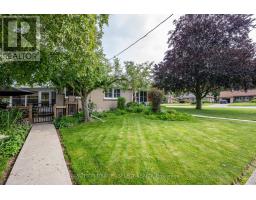 15 MARLA CRESCENT - 5