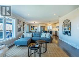 178 GILMOUR DRIVE - 11