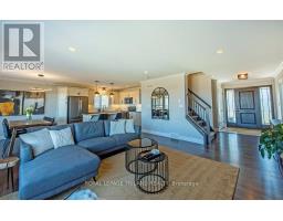 178 GILMOUR DRIVE - 12