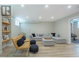 178 GILMOUR DRIVE - 29