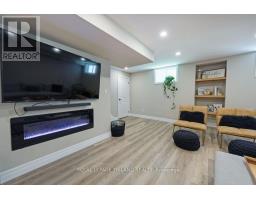 178 GILMOUR DRIVE - 31
