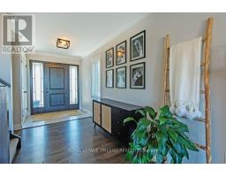 178 GILMOUR DRIVE - 5