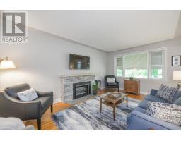 14 CRONYN CRESCENT - 14
