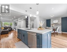 31 ROUNDHILL COURT - 13