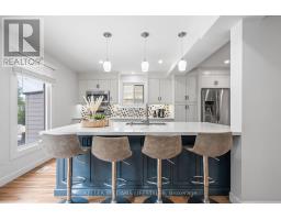 31 ROUNDHILL COURT - 15
