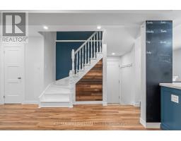 31 ROUNDHILL COURT - 19
