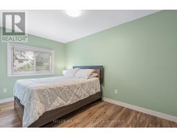 31 ROUNDHILL COURT - 23