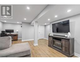 31 ROUNDHILL COURT - 31