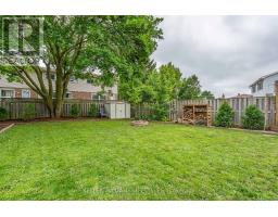 31 ROUNDHILL COURT - 38