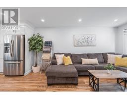 31 ROUNDHILL COURT - 5