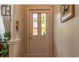 12 - 499 TEEPLE TERRACE - 13
