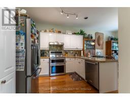 12 - 499 TEEPLE TERRACE - 23