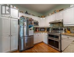 12 - 499 TEEPLE TERRACE - 24
