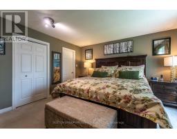 12 - 499 TEEPLE TERRACE - 30