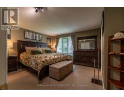 12 - 499 TEEPLE TERRACE - 31
