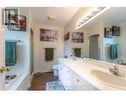 12 - 499 TEEPLE TERRACE - 32