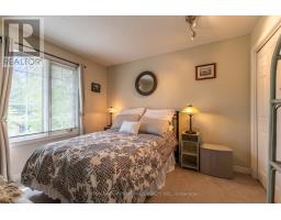 12 - 499 TEEPLE TERRACE - 34