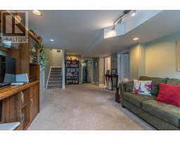 12 - 499 TEEPLE TERRACE - 39