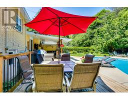 21 BRENTWOOD CRESCENT - 35
