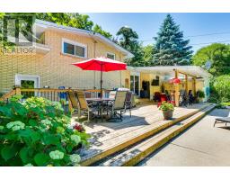 21 BRENTWOOD CRESCENT - 36