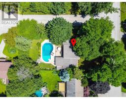 21 BRENTWOOD CRESCENT - 47