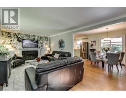 21 BRENTWOOD CRESCENT - 7