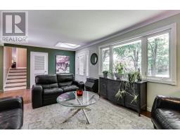 21 BRENTWOOD CRESCENT - 9