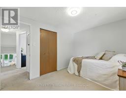 20 BEECHMOUNT CRESCENT - 13
