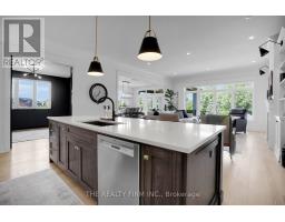 2146 LINKWAY BOULEVARD - 14