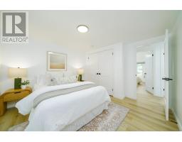 222 CHURCHILL DRIVE - 13