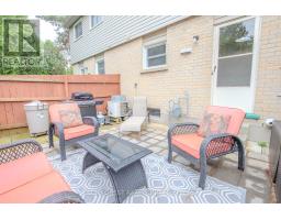 41 - 101 HIGHVIEW AVENUE E - 19