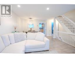 41 - 101 HIGHVIEW AVENUE E - 3