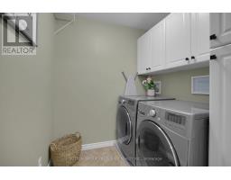 22 JACKLIN COURT - 27